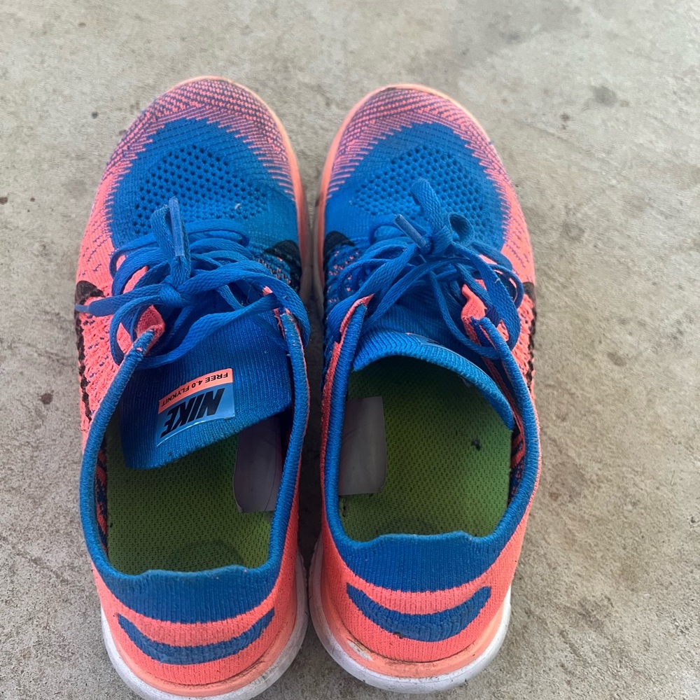 Nike - Picture 7 of 10